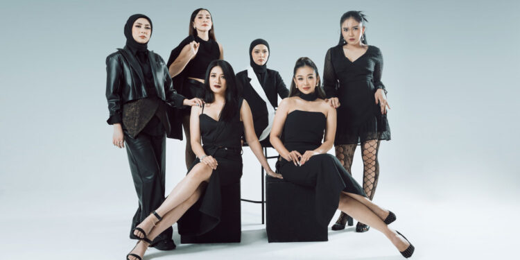 super girlies comeback 2025