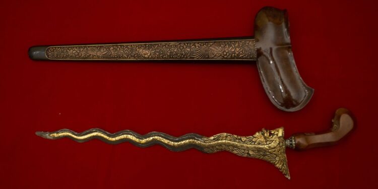 Mari Mengenal Keris 5105