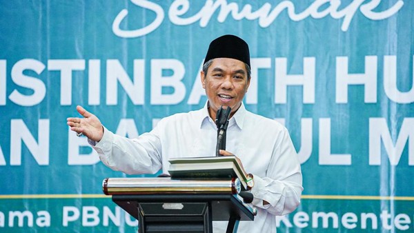 Zulfa Mustofa Pimpin NU des 10.1